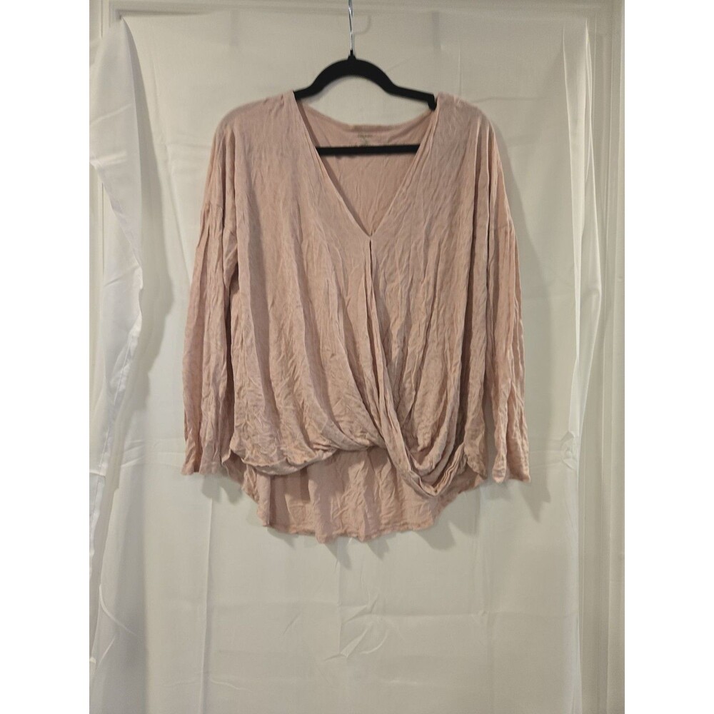 Jennifer Lopez V-Neck Twist Front Hi-Low Top